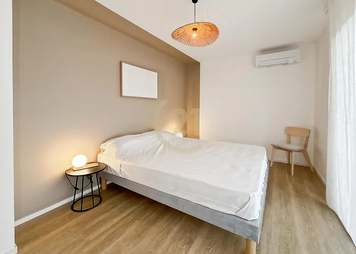 公寓 Duplex T4 Proche De La A